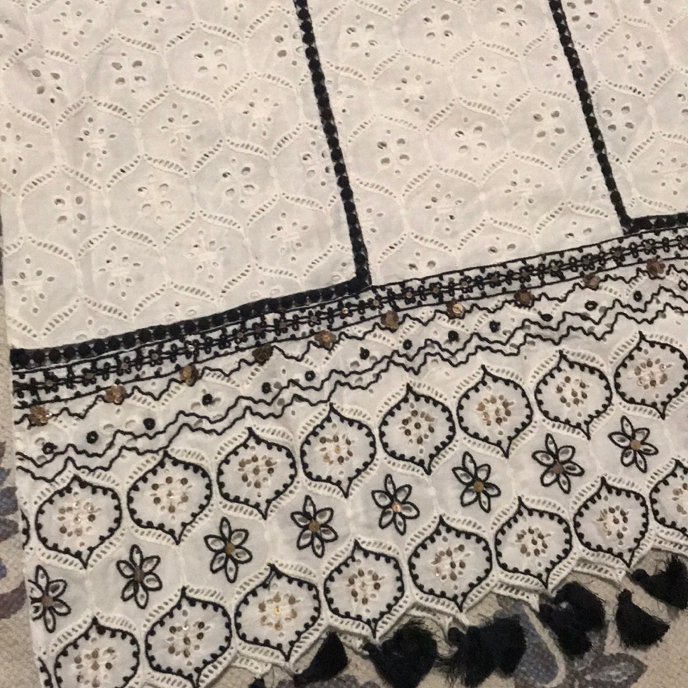 Hermant & Nandita Aditya Embroidered Tunic Dress - Picture 6 of 8